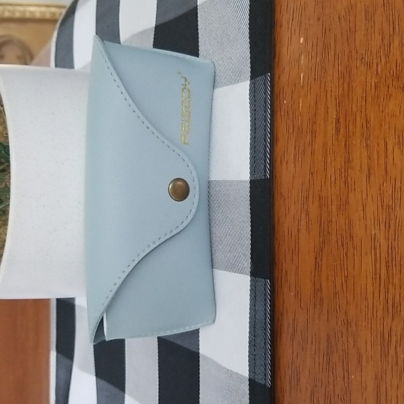 Feisedi Blue Eyeglass Case Faux Leather Protective Case for Eyewear - Picture 3 of 7